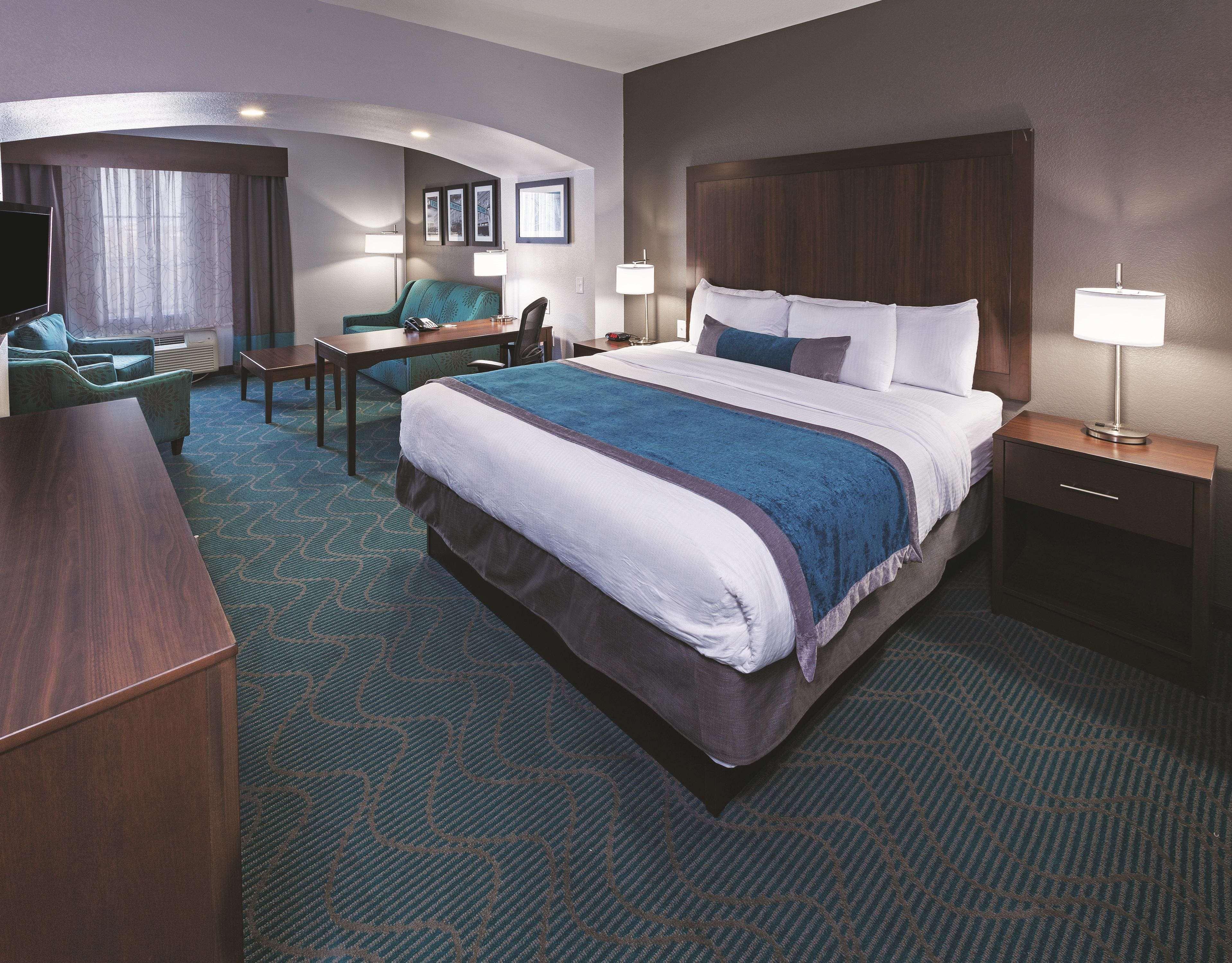 Hotel La Quinta By Wyndham Worth Eastchase Arlington