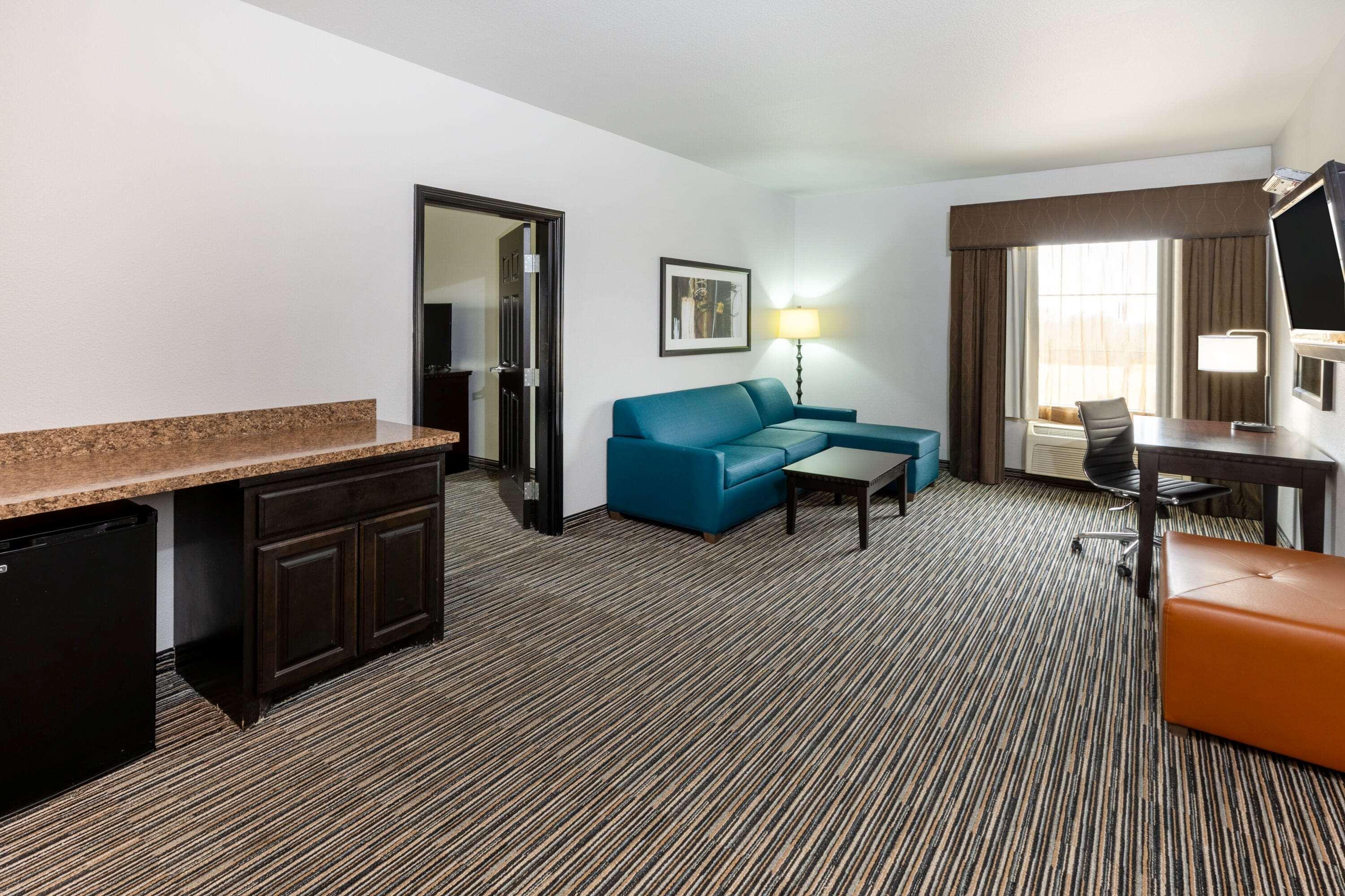 La Quinta By Wyndham Worth Eastchase Hotel