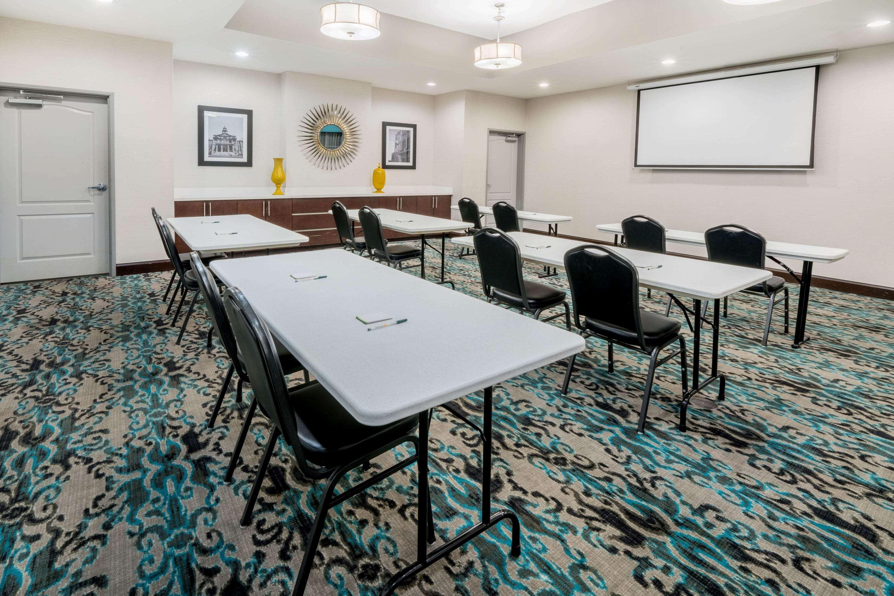 La Quinta By Wyndham Worth Eastchase Hotel