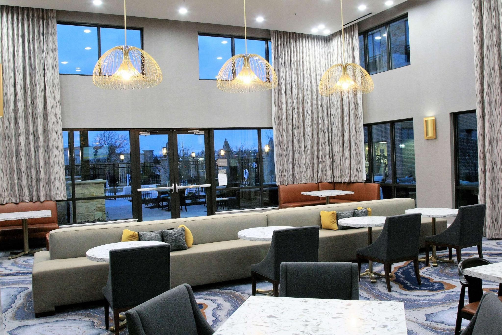 Hotel Homewood By Hilton Dallas South