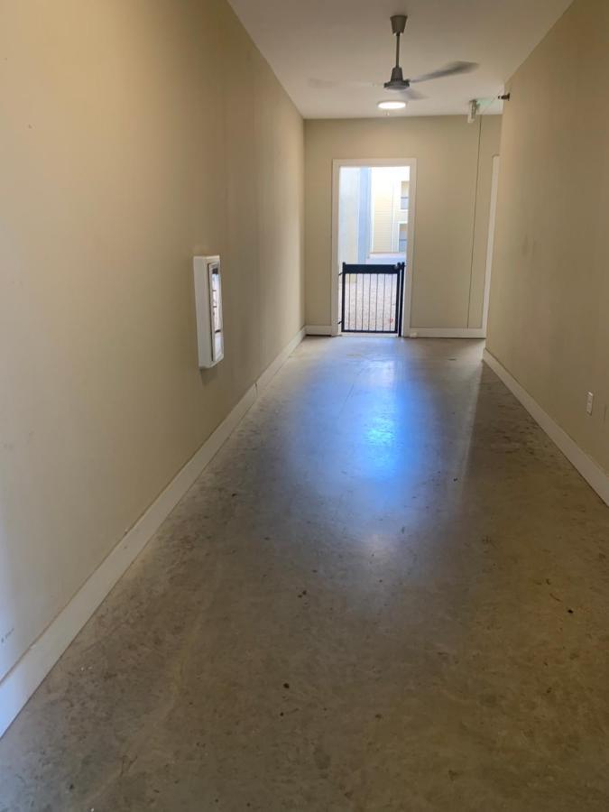 Apartment Private, Amazing 1-bedroom Apt In Central Location