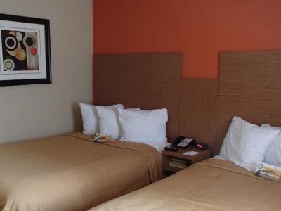 Hotel Days & By Wyndham Near Six Flags