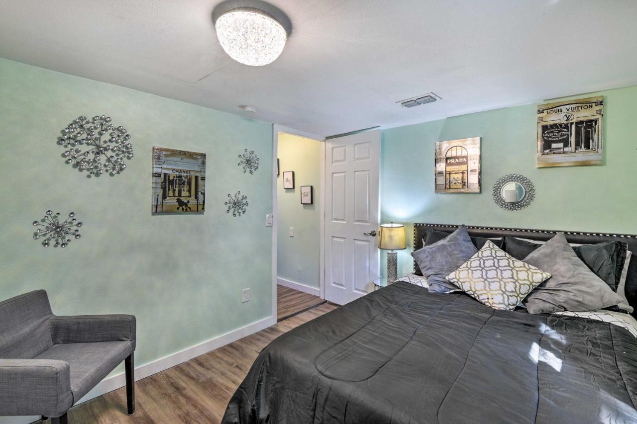 Elm With Fenced Yard And Patios! *