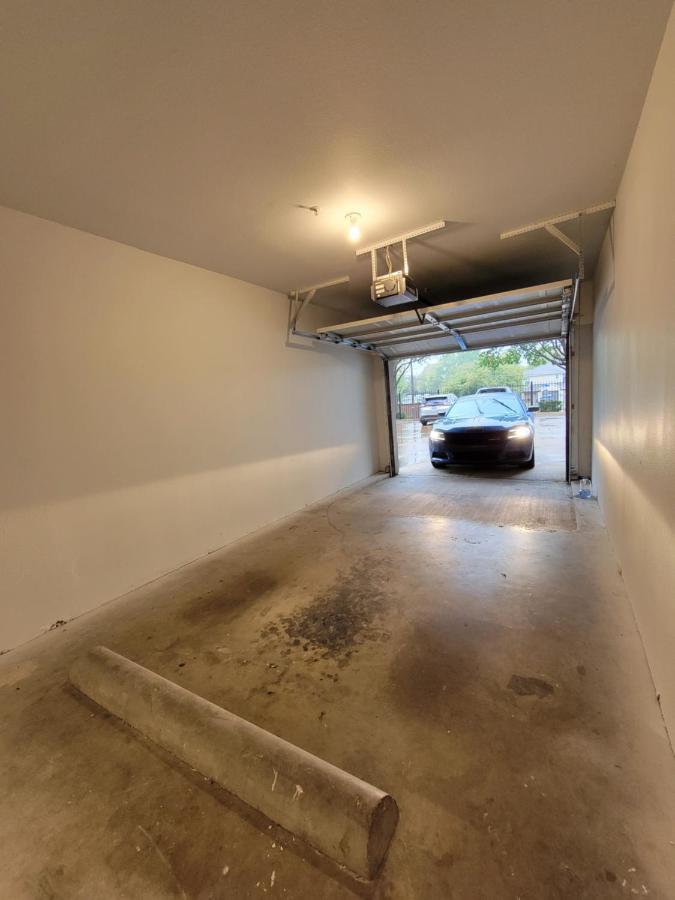 2br 2ba W Attached Garage Minutes From Outlet Shopping Sixflags Hurricane Harbor Texas Live At&t Stadium! Apartamento