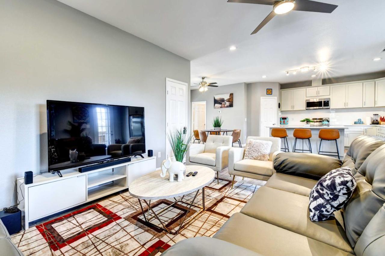 Holiday home With Yard 2 Mi To Atandt Stadium! Arlington