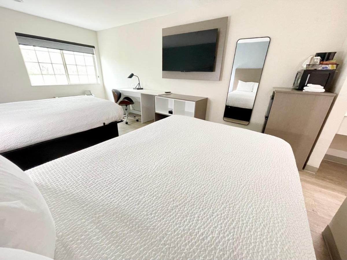 Days By Wyndham Hotel Arlington