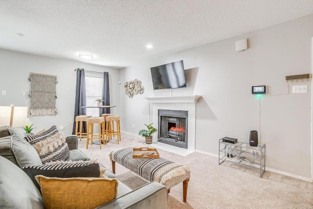 King Bed Wifi Washer Dryer 4k Tvs Pets Allowed