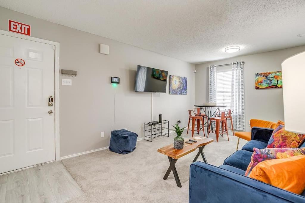 Apartment Entireplace Fastwifi Washer Dryer 4ktv Petsallowed Arlington