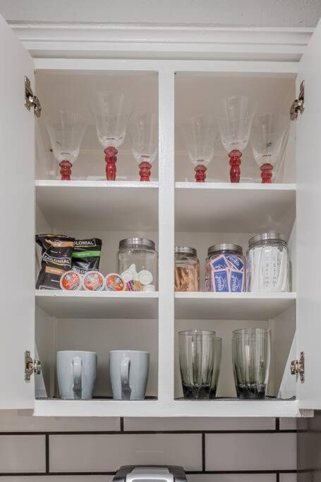 Stylish 1br Steps Away From At&t Stadium
