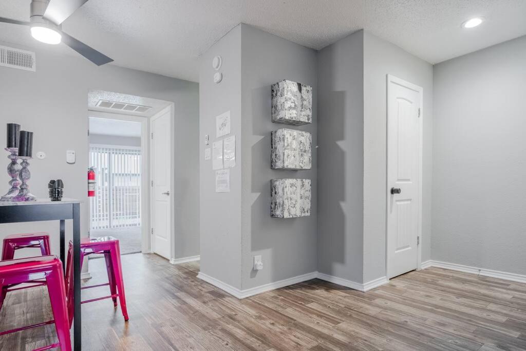 Apartment Stylish 1br Steps Away From At&t Stadium