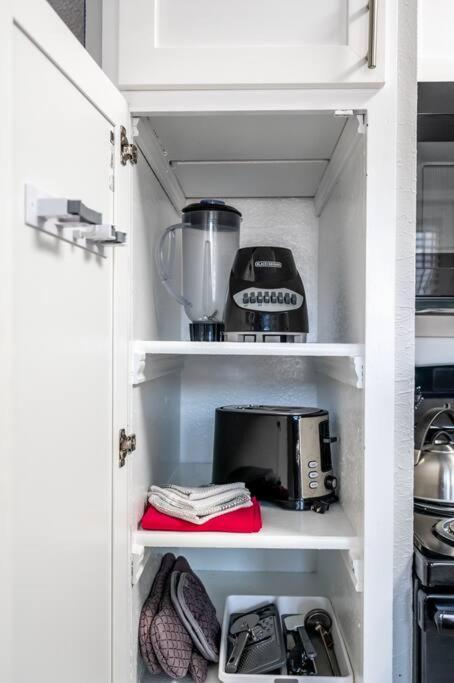 Entire Place Wi-fi Washer Dryer 4ktv Pets Allowed #615 *
