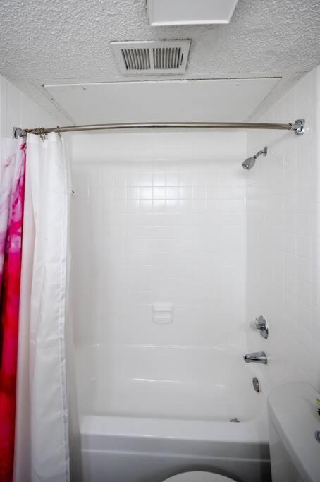 Entire Place Wi-fi Washer Dryer 4ktv Pets Allowed #615