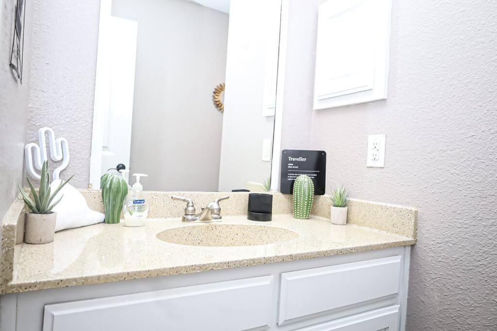 Comfy Two-bedroom In