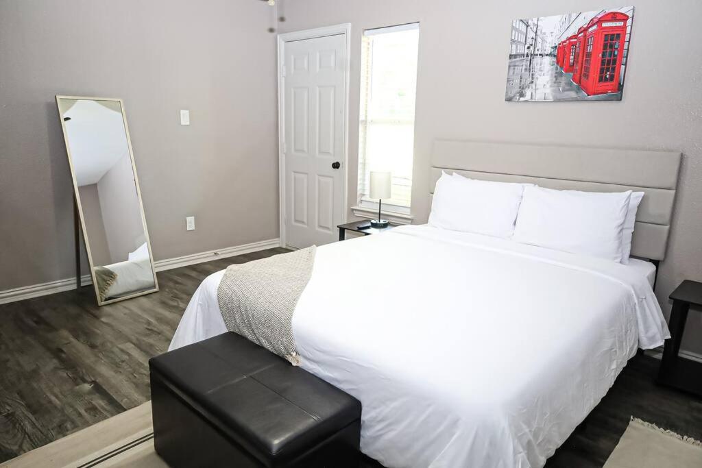 Comfy Two-bedroom In *