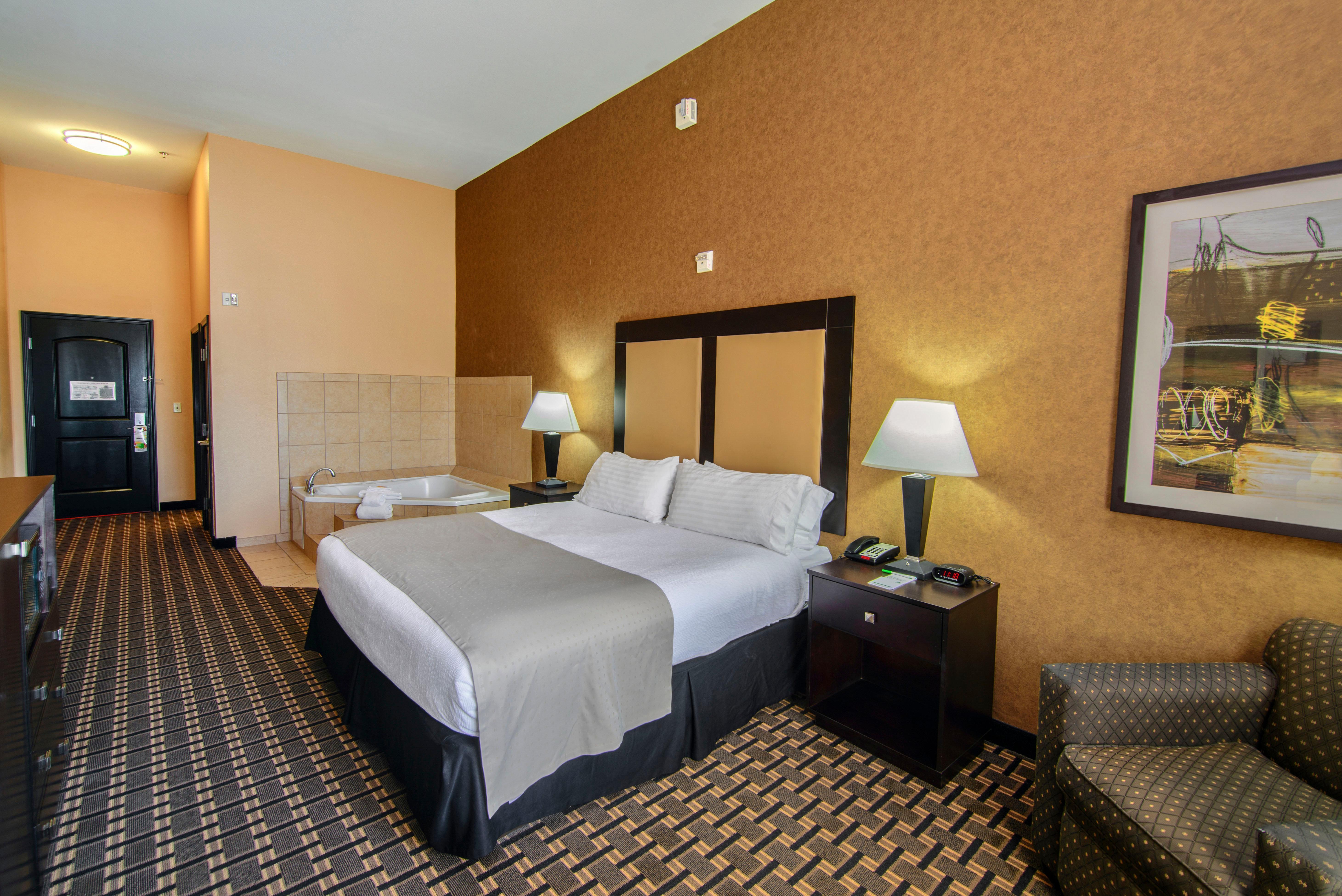 Northeast By Ihg Arlington
