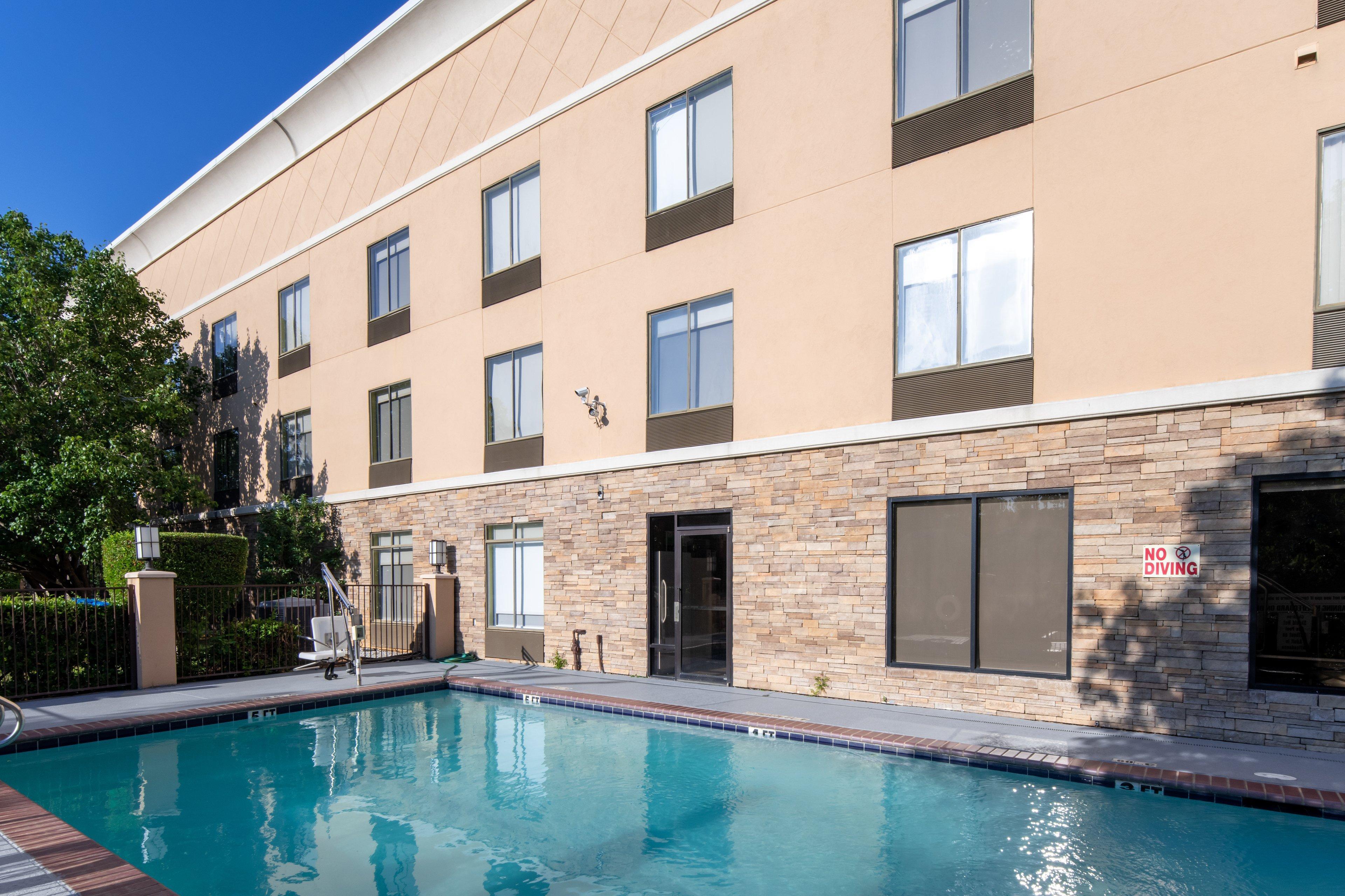 Hotel Express Interstate 20 Parks Mall By Ihg Arlington