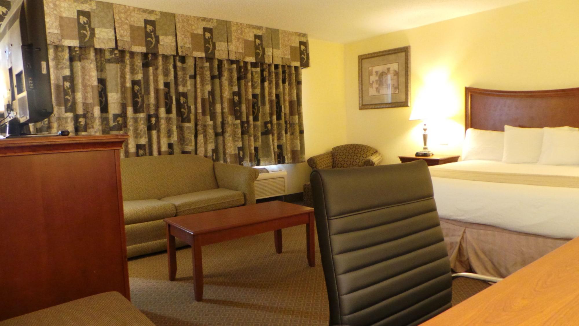 Hotel Baymont By Wyndham At Six Flags Dr 2*