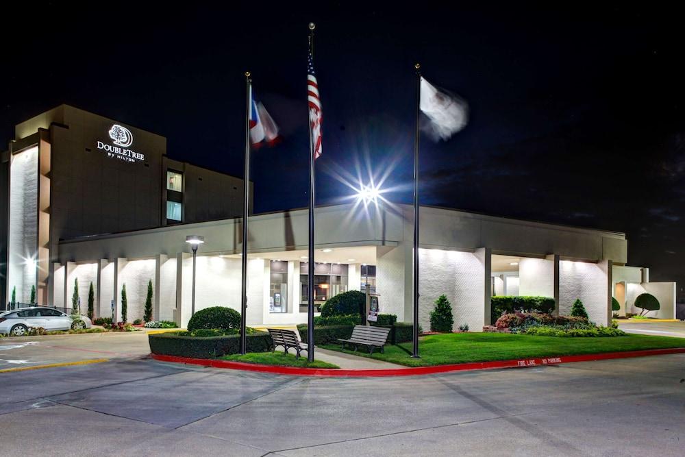 Doubletree By Hilton Dfw South Hotel