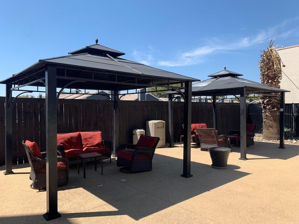 Doubletree By Hilton Dfw South Hotel