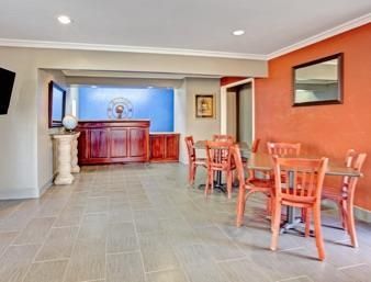 Super 8 By Wyndham Near At&t Stadium Arlington