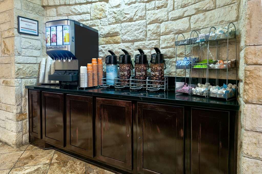 Hotel Comfort - Entertainment District Arlington