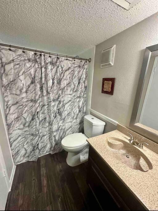 Elegant, Cozy Beautiful Trails Apartment Arlington