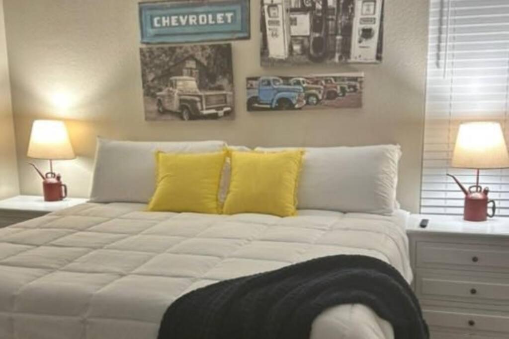 Apartment Steps Away From At&t Stadium! Luxurious King Bed! *