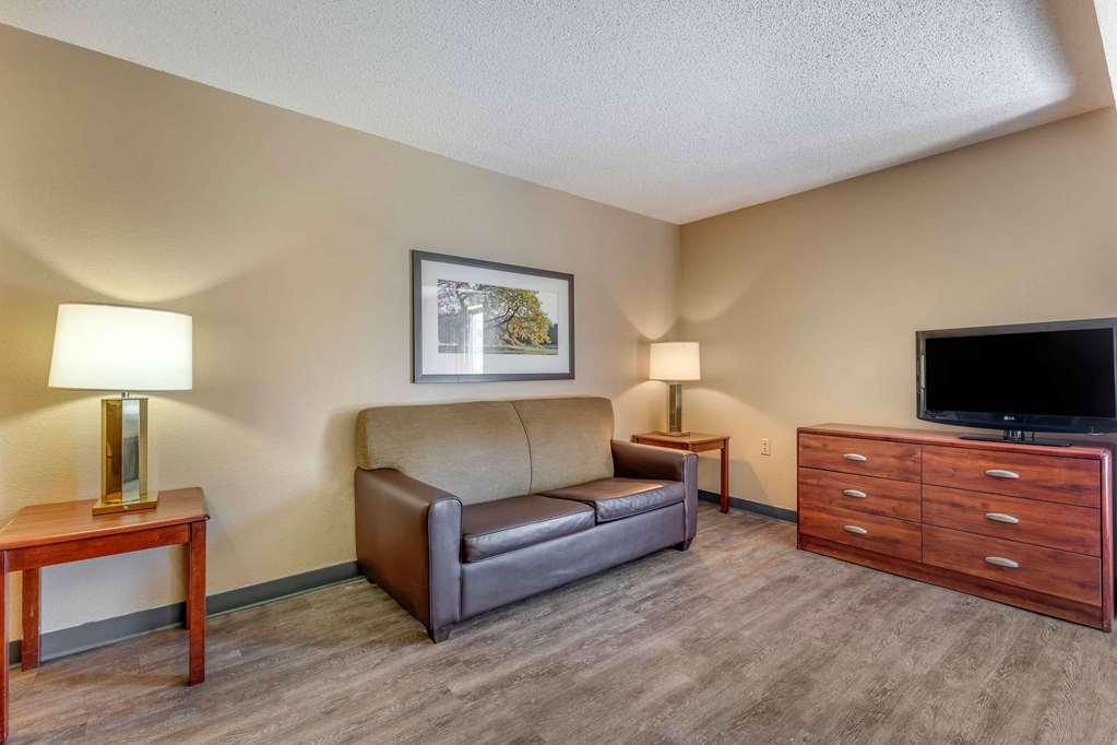 Hotel Extended America - - Six Flags