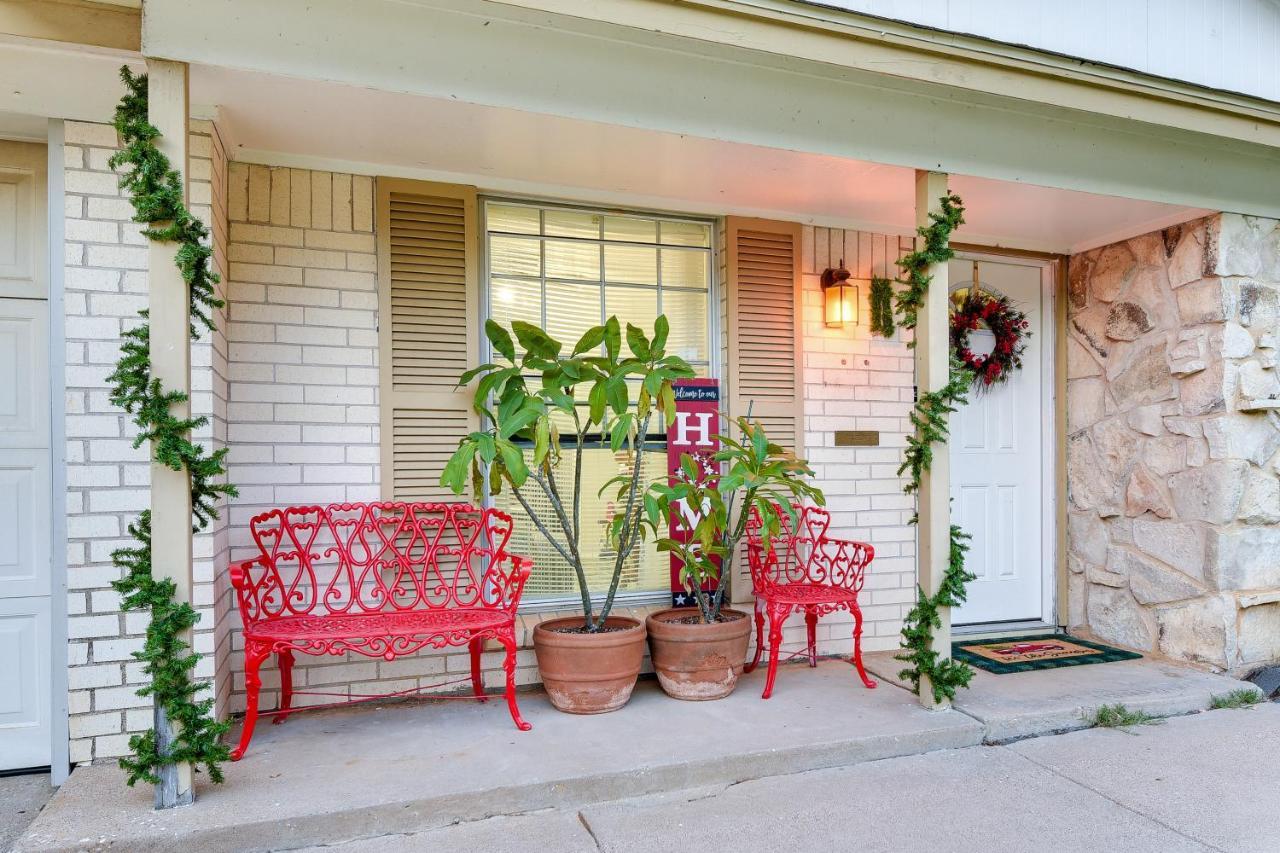 With Patio, Walk To Atandt Stadium! Holiday home