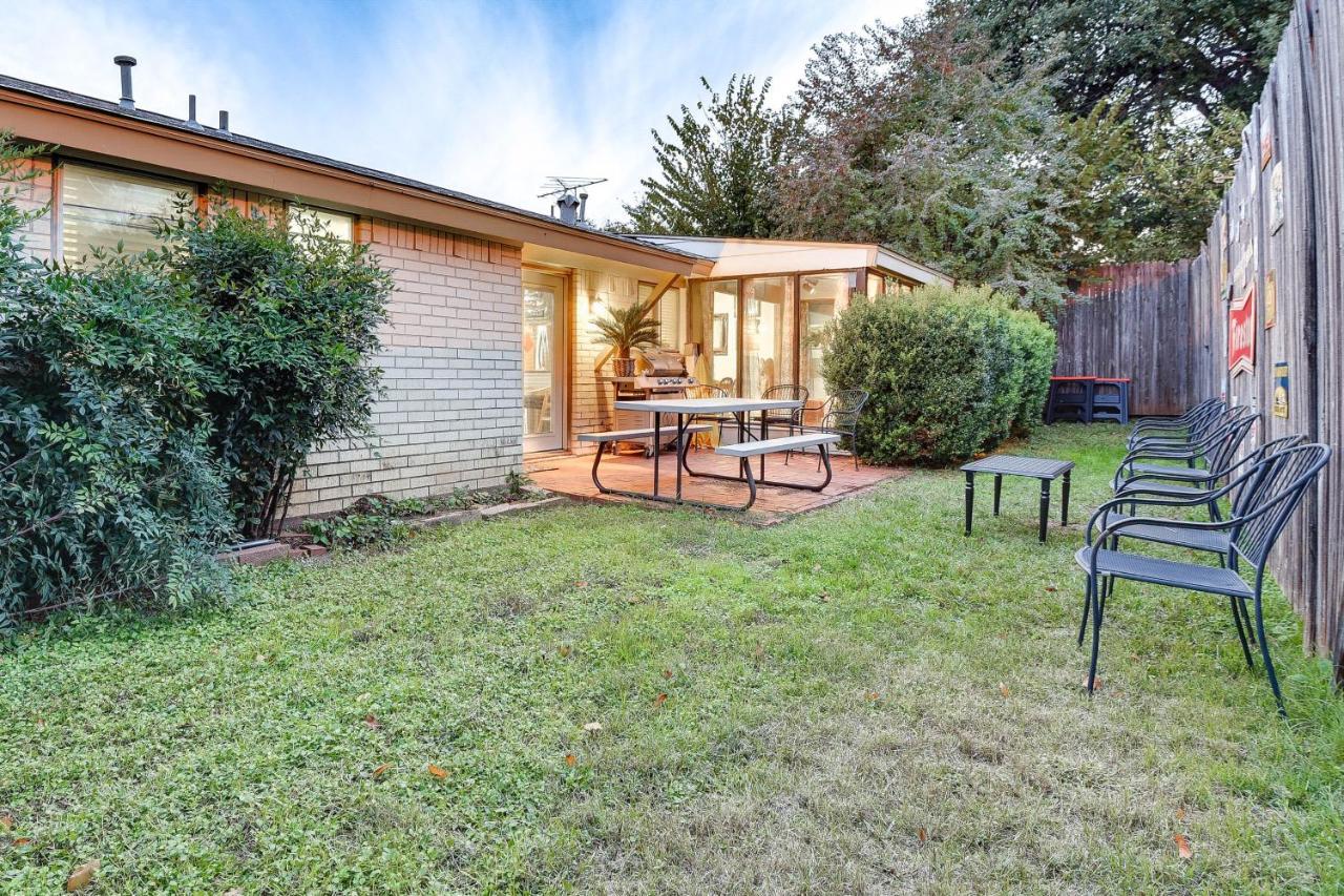 Holiday home With Patio, Walk To Atandt Stadium!