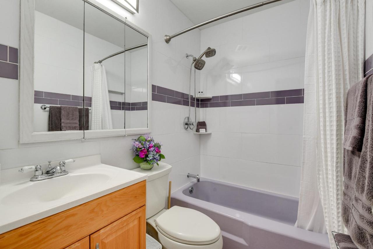 Holiday home With Patio, Walk To Atandt Stadium!
