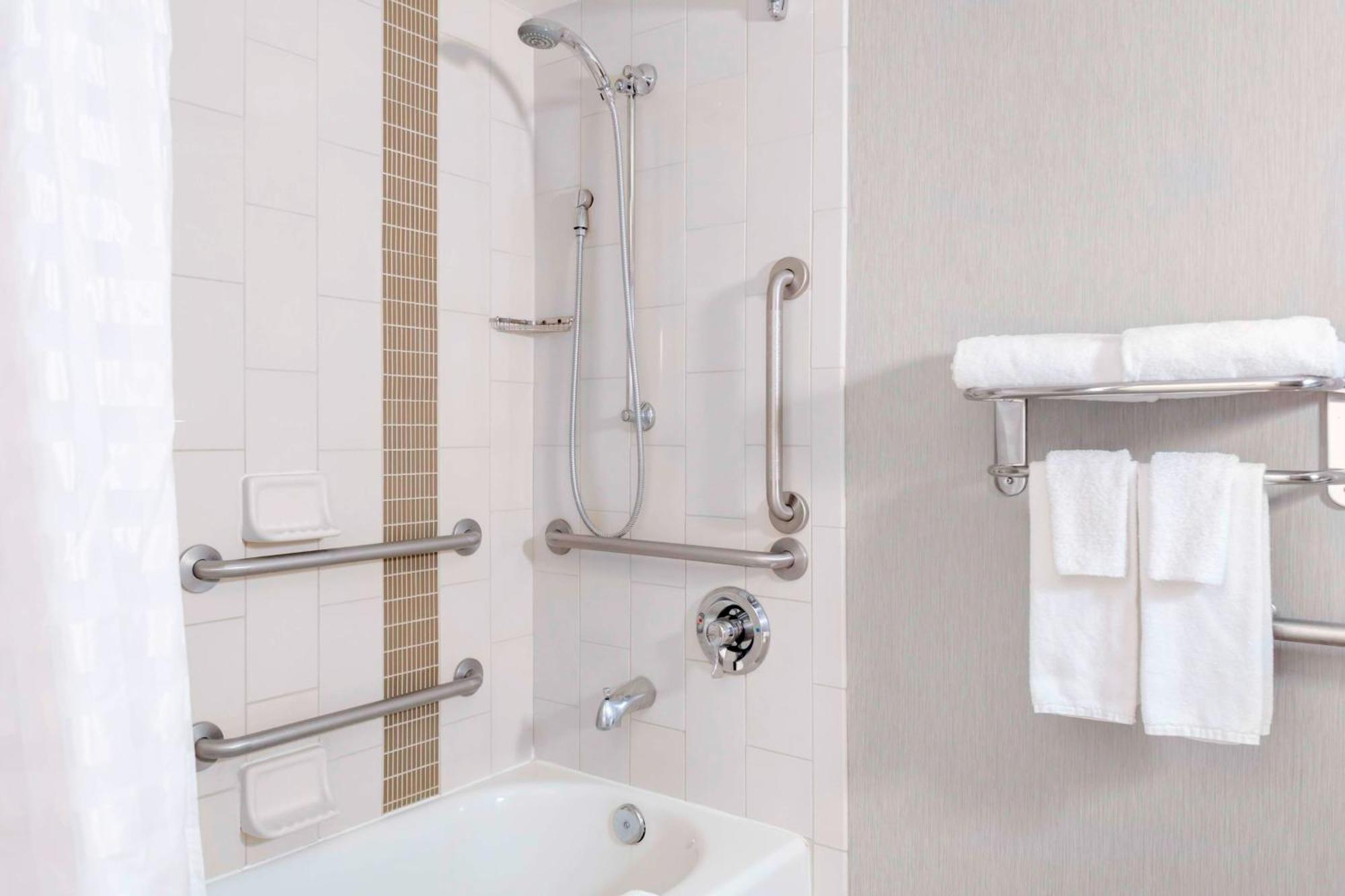 Hyatt Place-dallas/arlington Hotel 3*