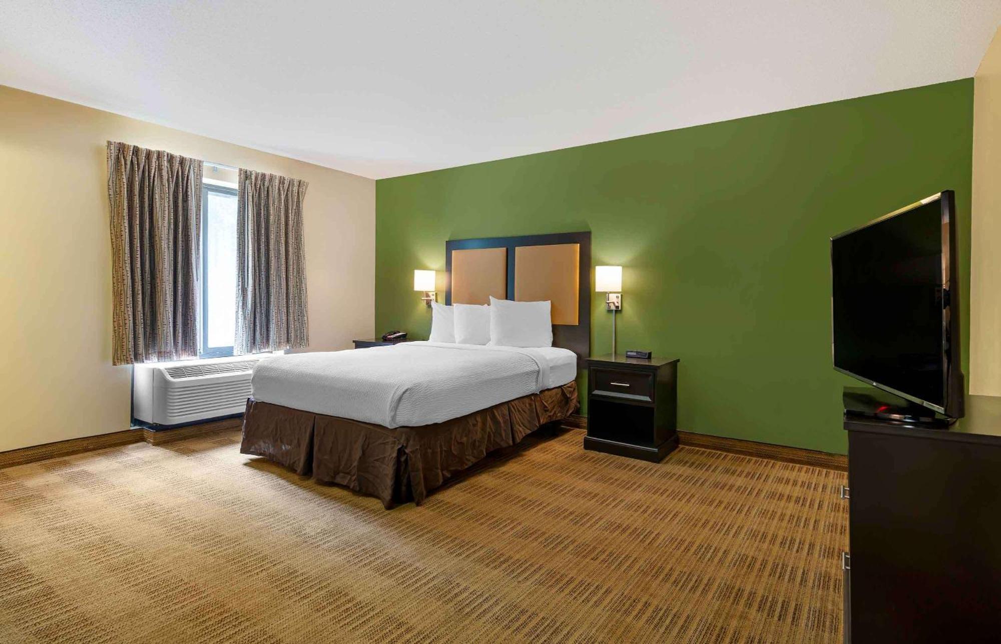 Hotel Extended America - - Six Flags