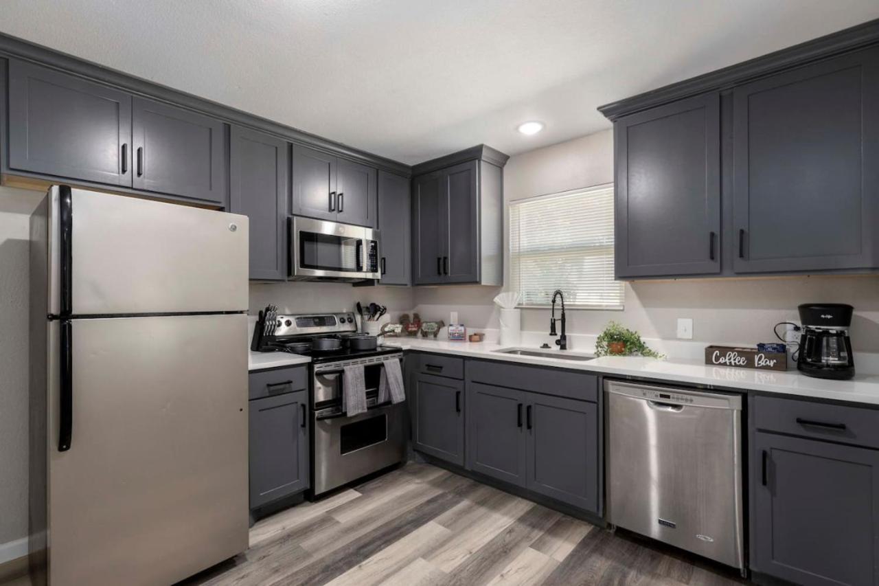 Lux Modern Getaway With Att Stadium Views And King Bed Arlington