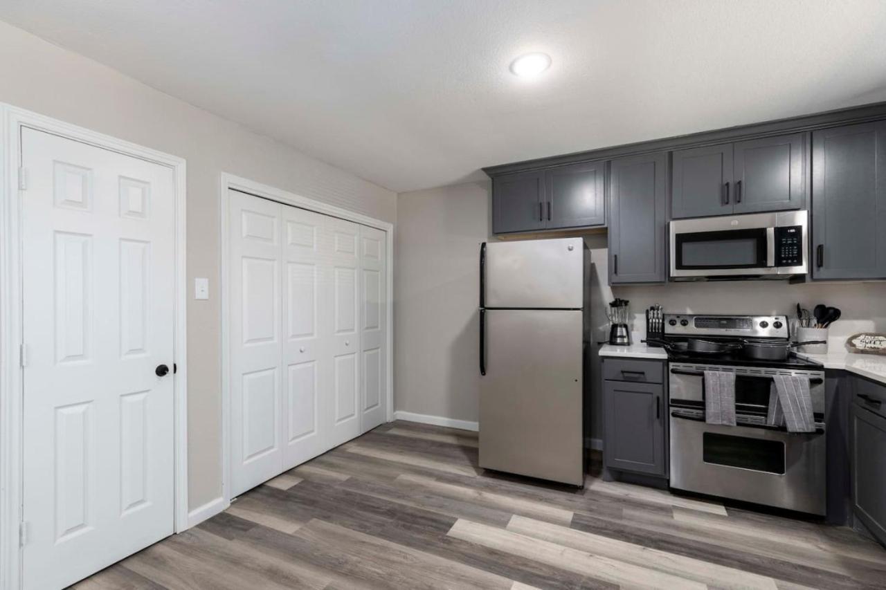 Holiday home Lux Modern Getaway With Att Stadium Views And King Bed Arlington