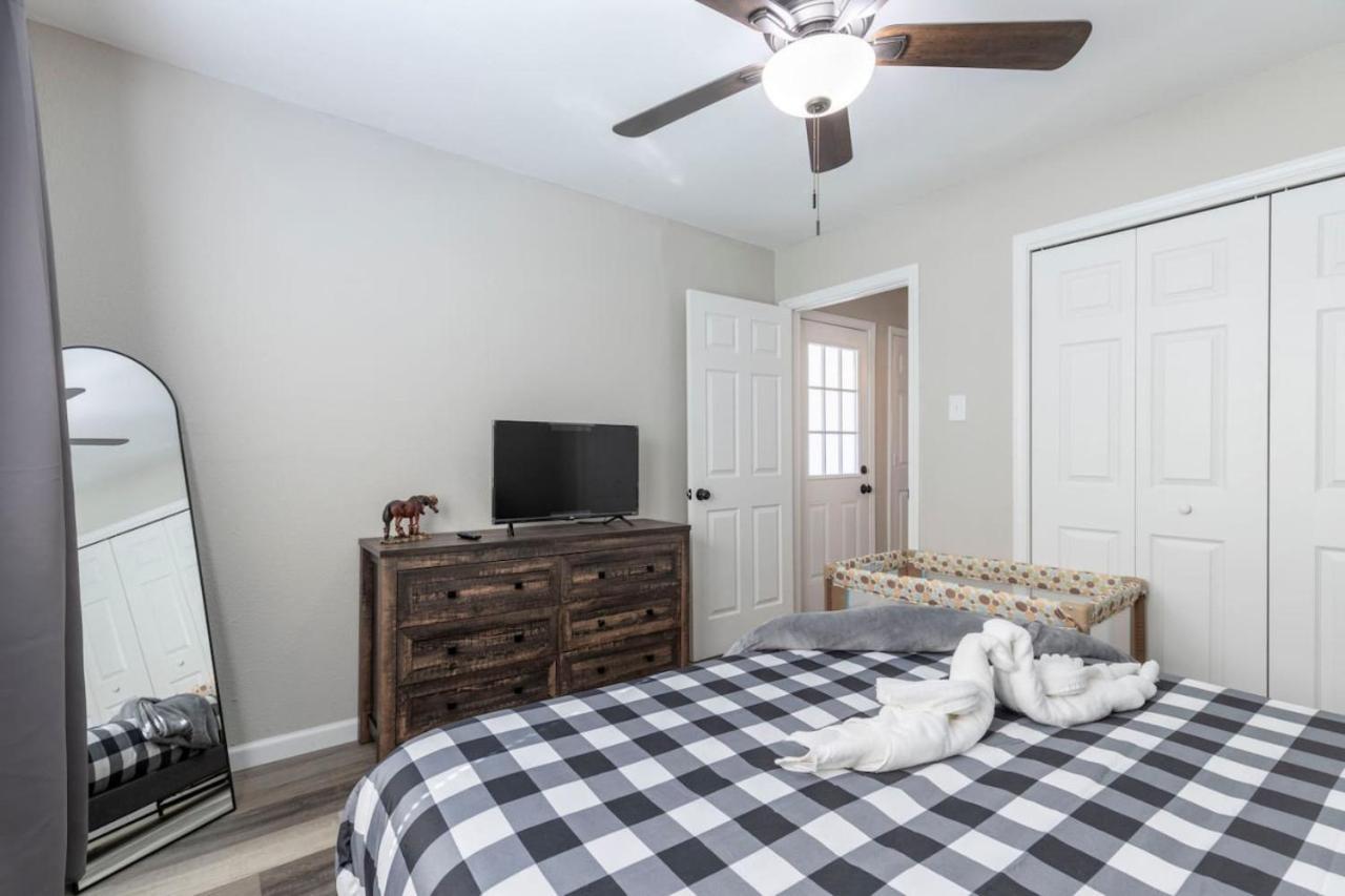 Holiday home Lux Modern Getaway With Att Stadium Views And King Bed *