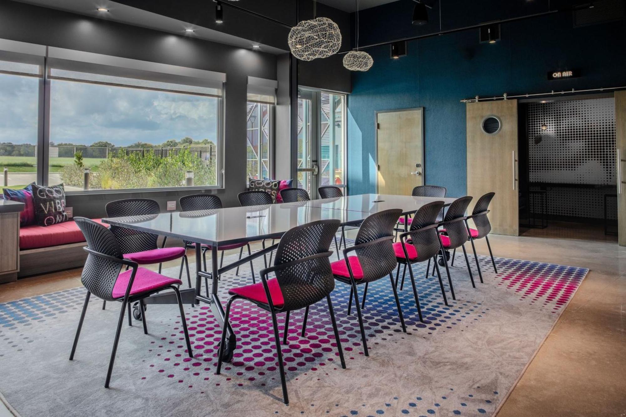 Aloft Dallas South Hotel Arlington