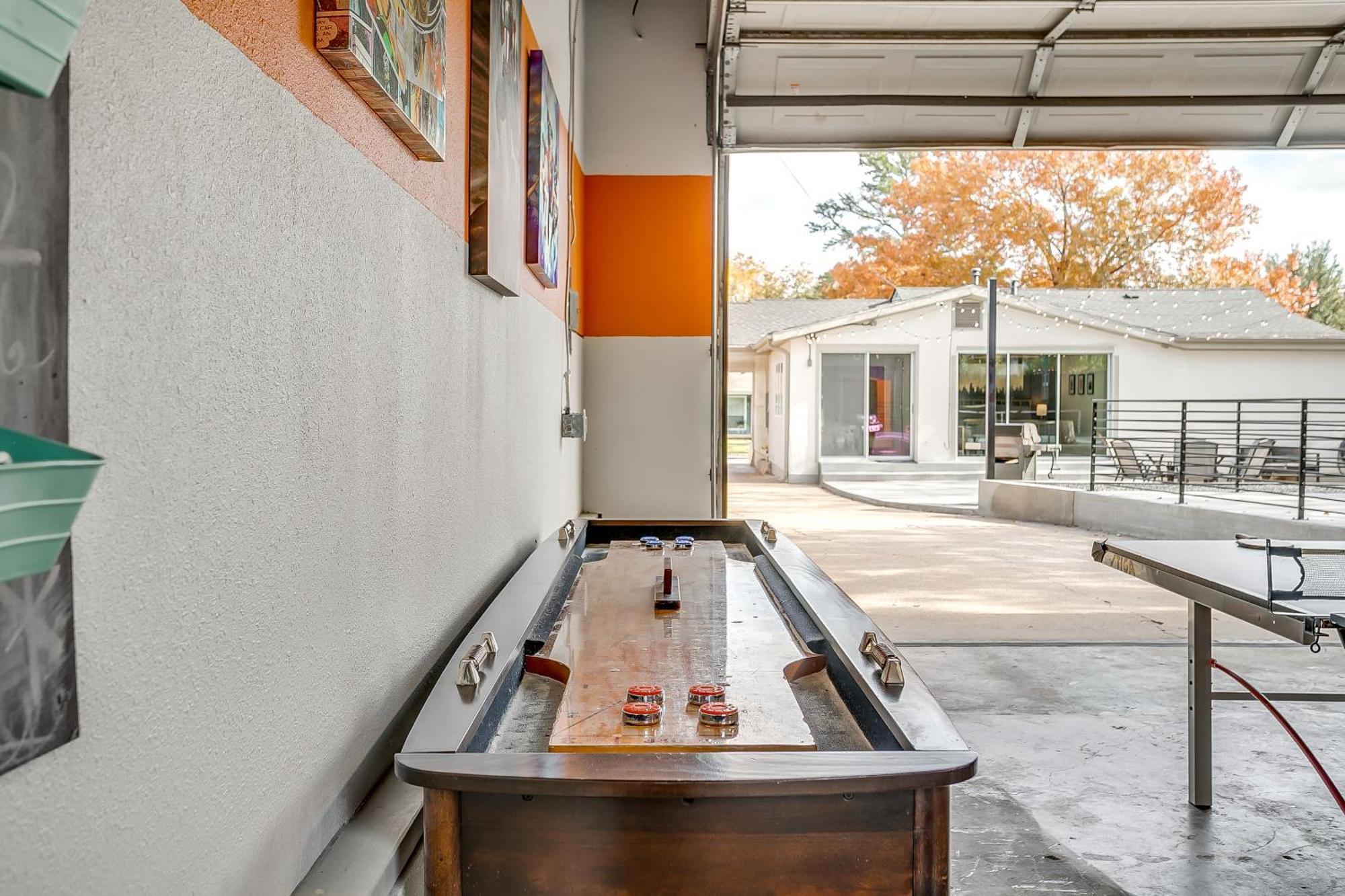 Pickleball Court - Walk To At&t Stadium, Globe Life, Six Flags, Texas Live! & Holiday home Arlington