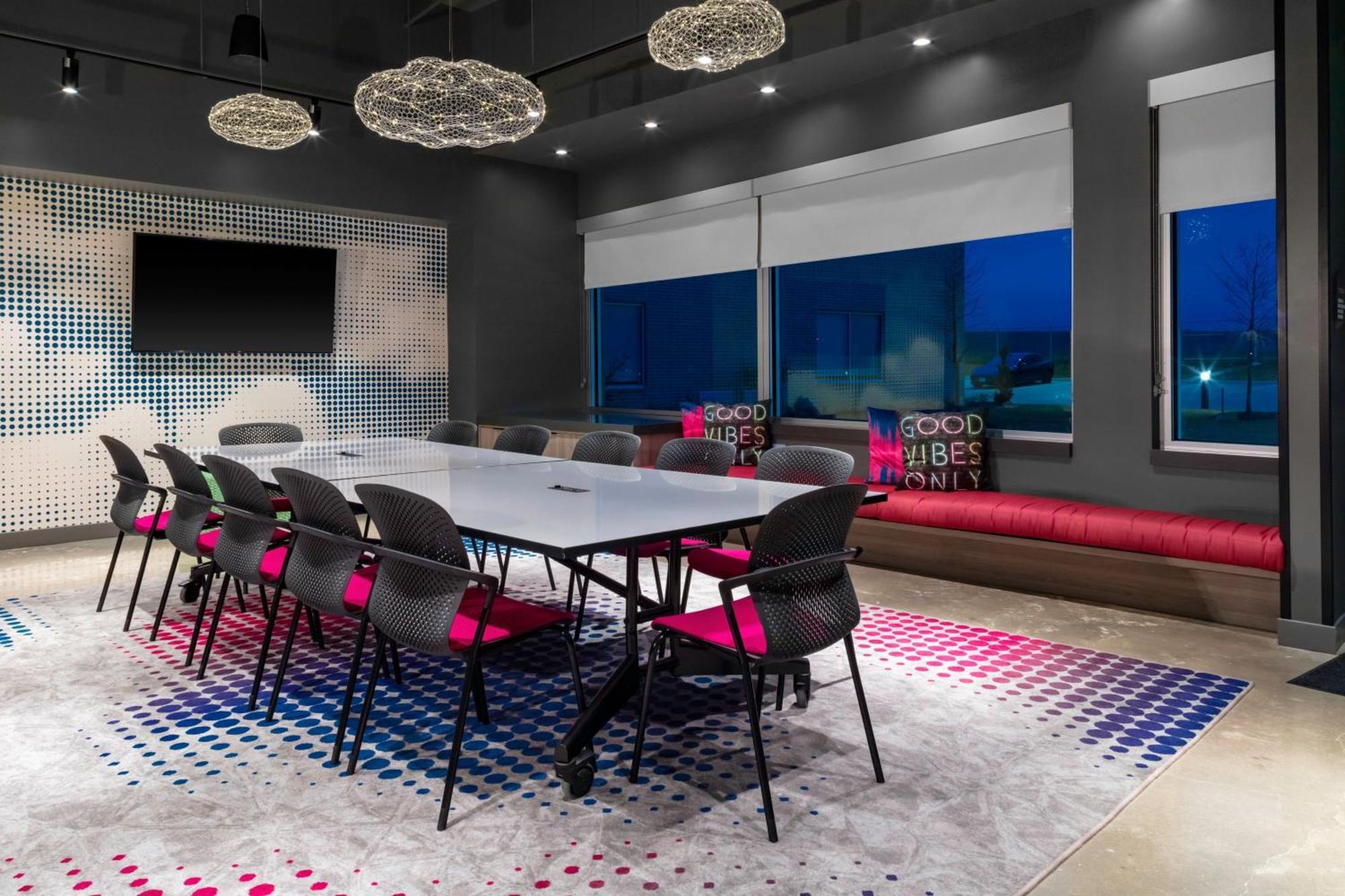Aloft Dallas South Hotel Arlington