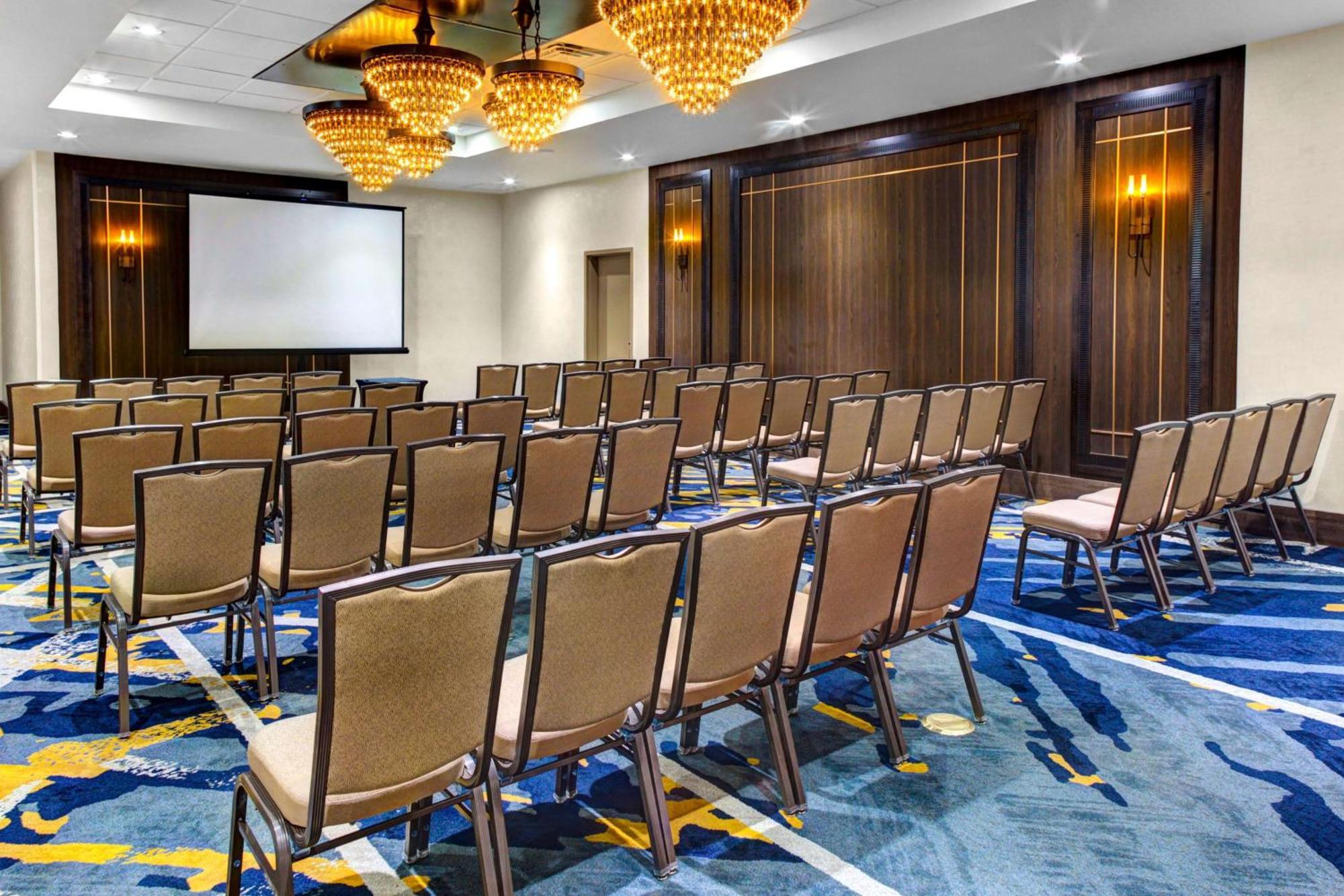 Doubletree By Hilton Dfw South