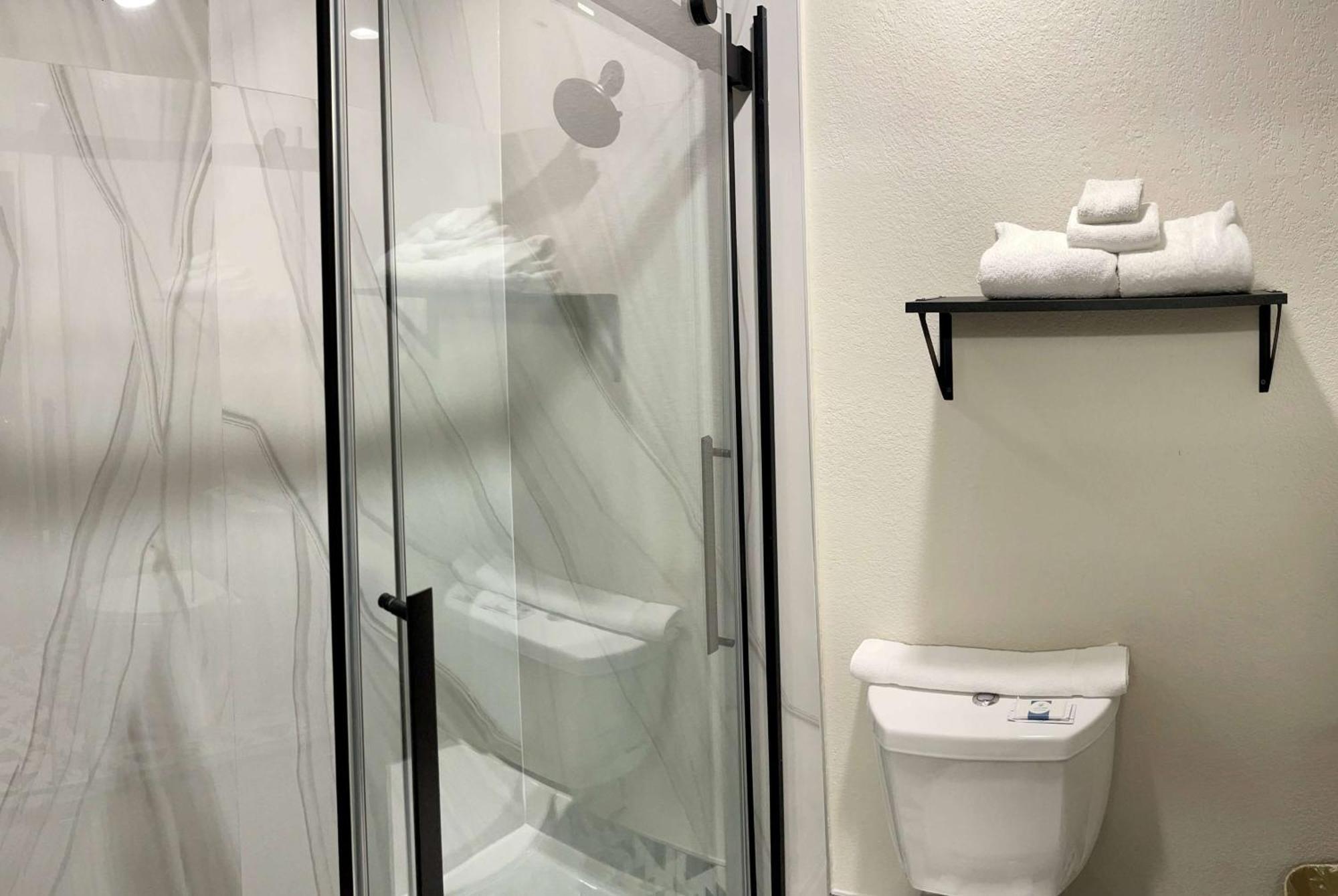 Hotel Days By Wyndham Arlington