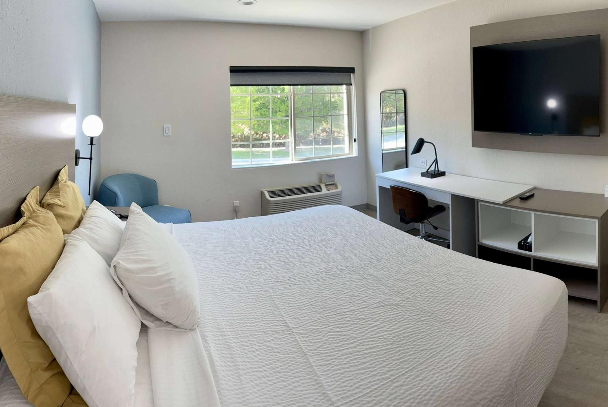 Hotel Days By Wyndham Arlington