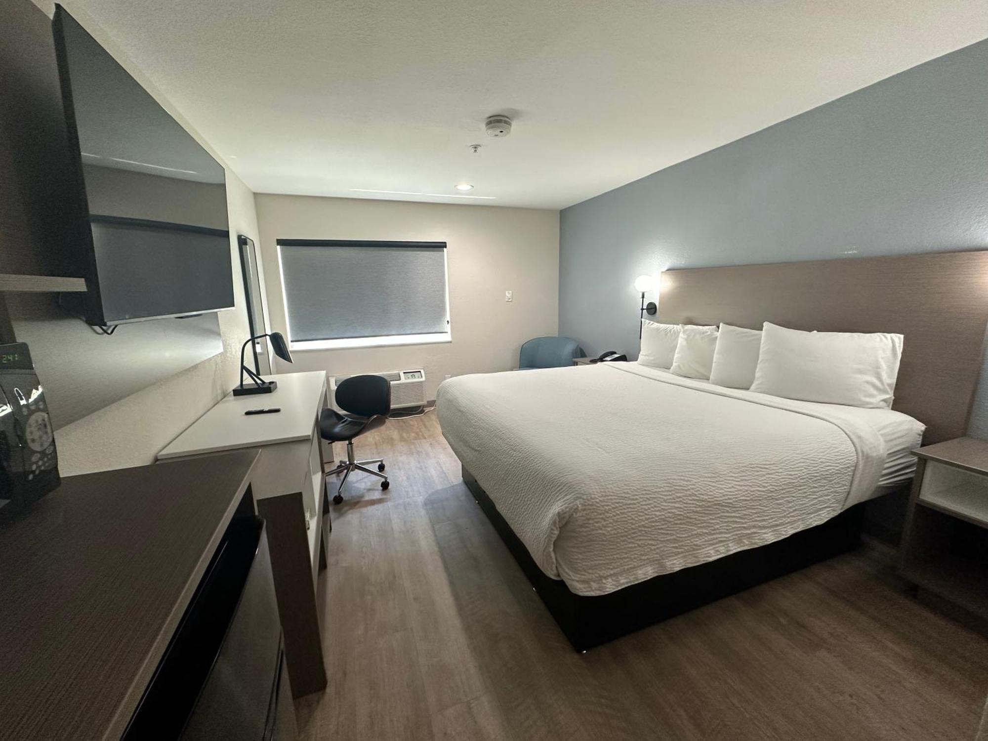 Days By Wyndham Hotel 2*