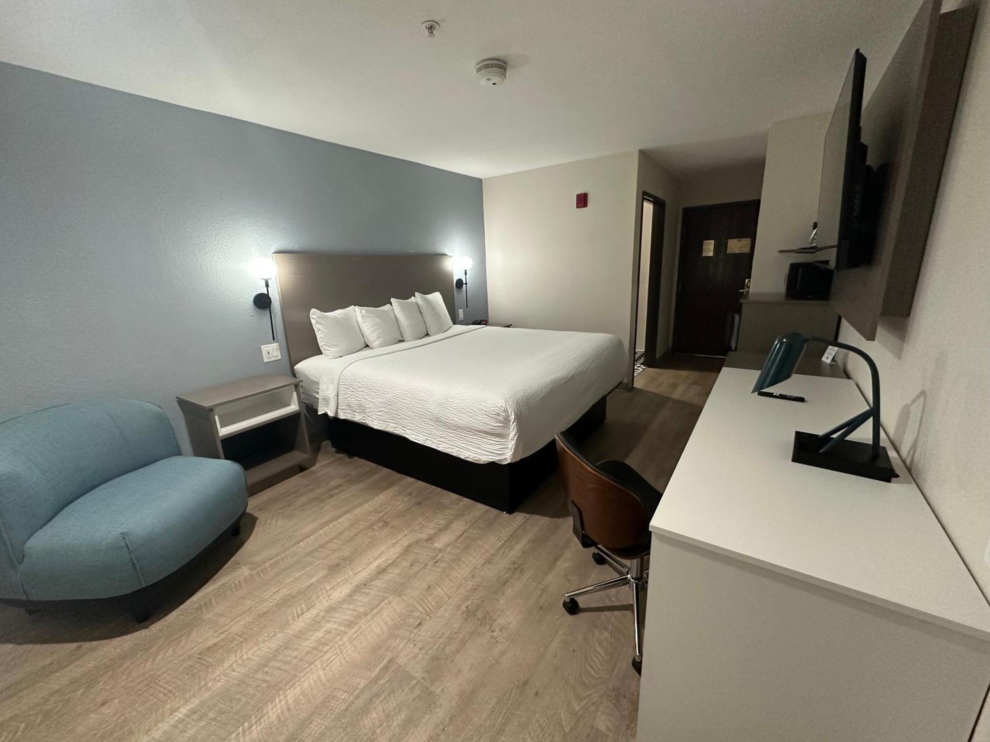 Days By Wyndham Arlington