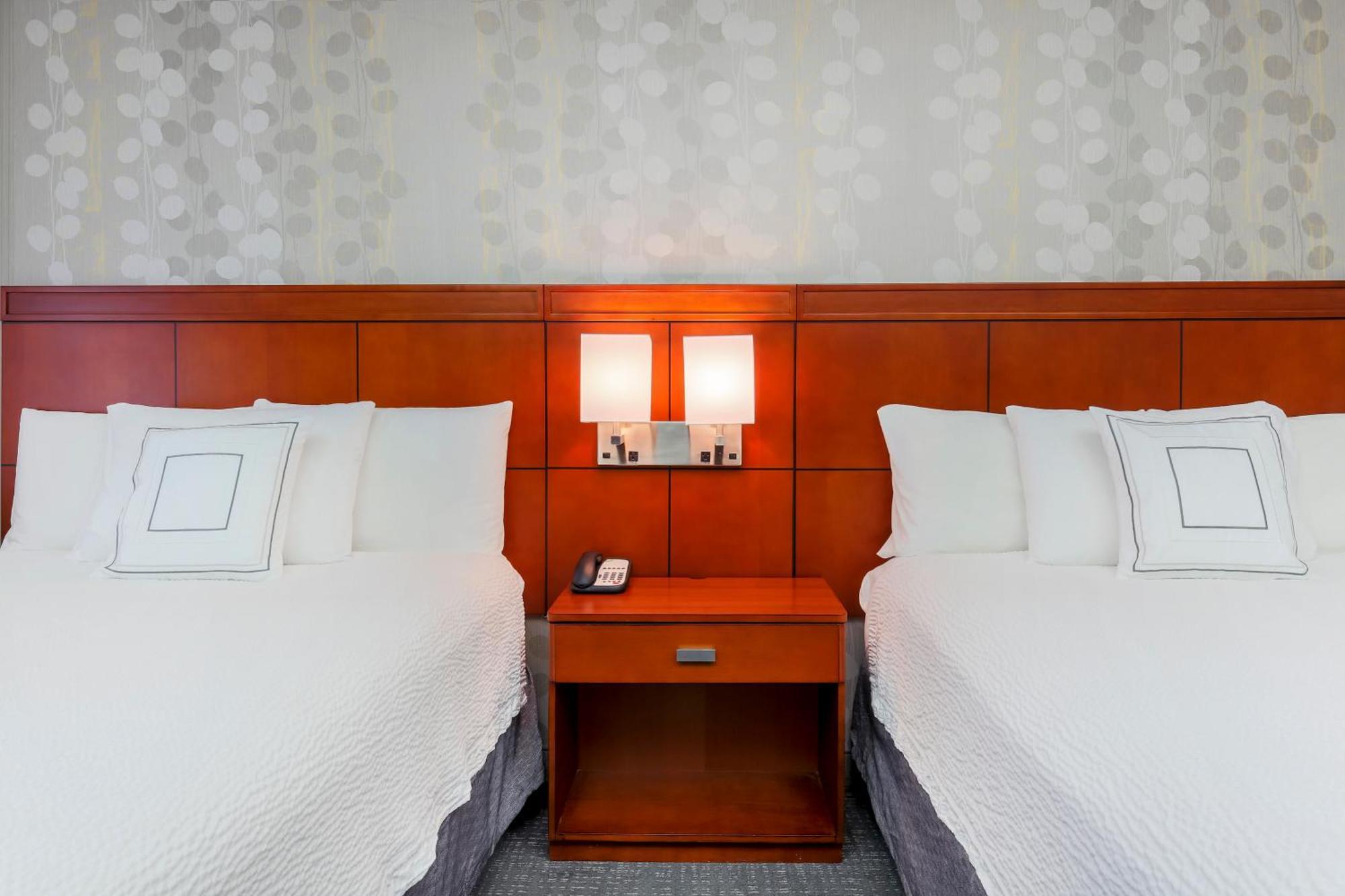 Hotel Courtyard By Marriott Dallas South
