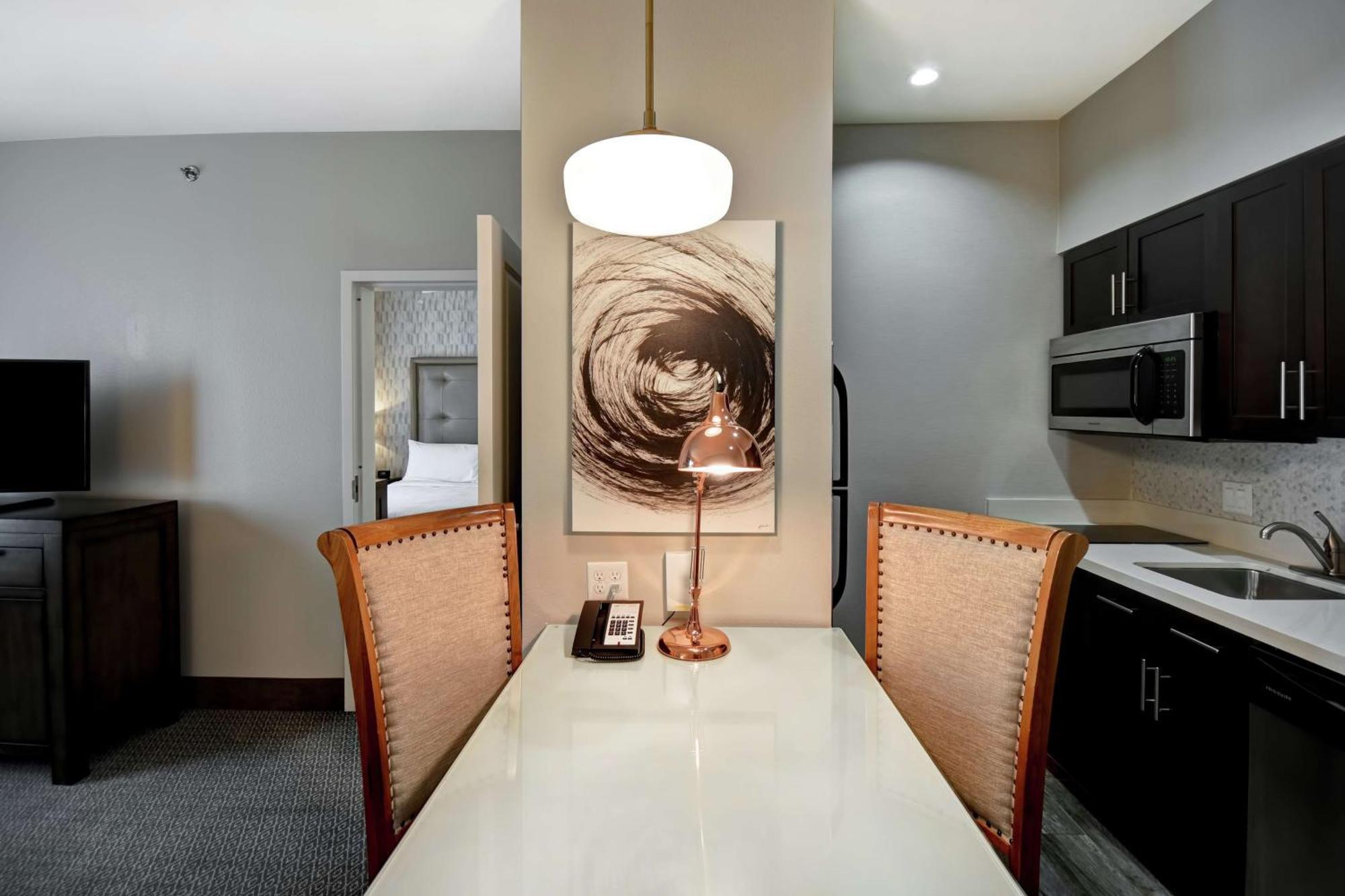 Hotel Homewood By Hilton Dallas South 3*