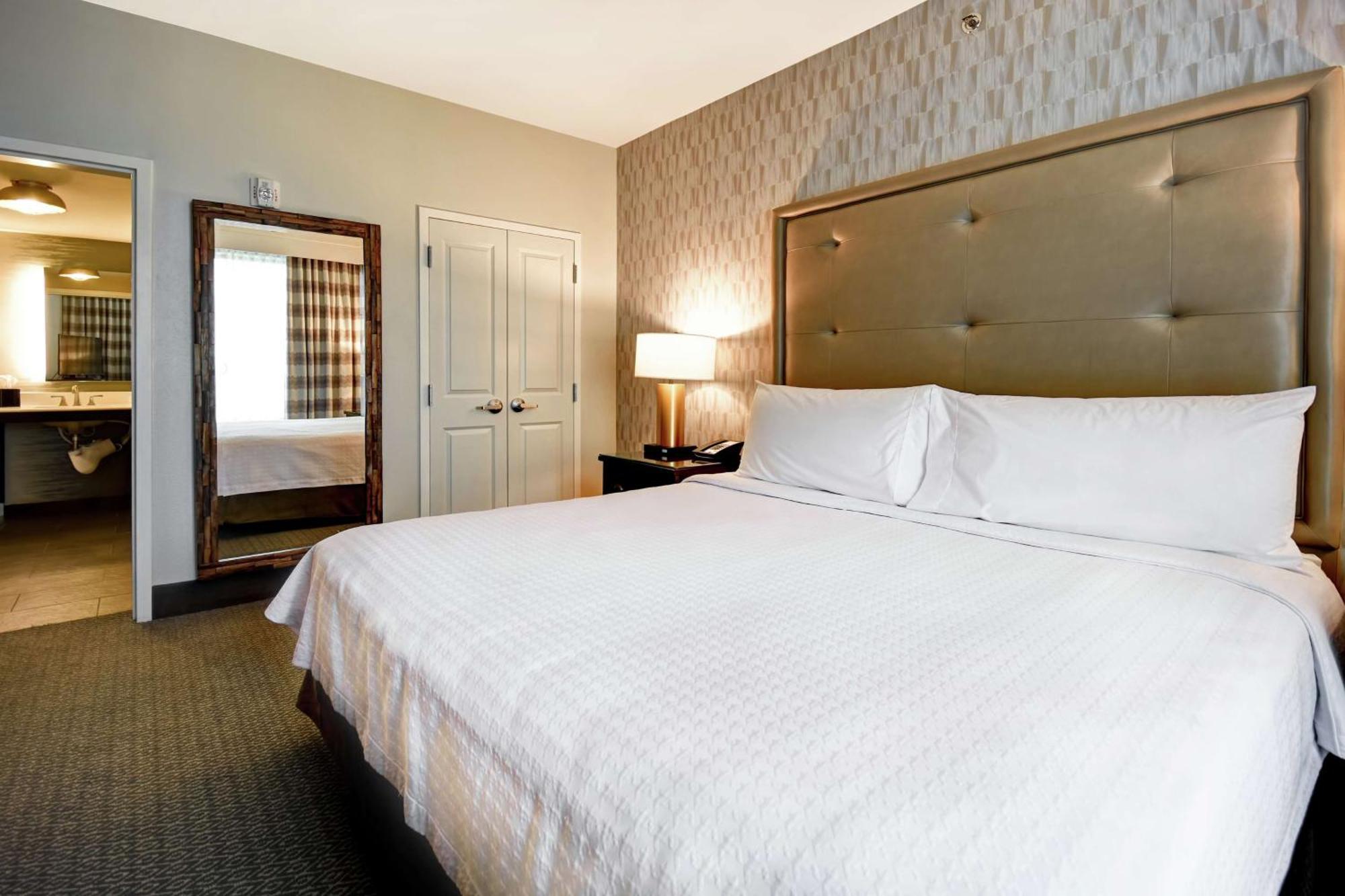Hotel Homewood By Hilton Dallas South