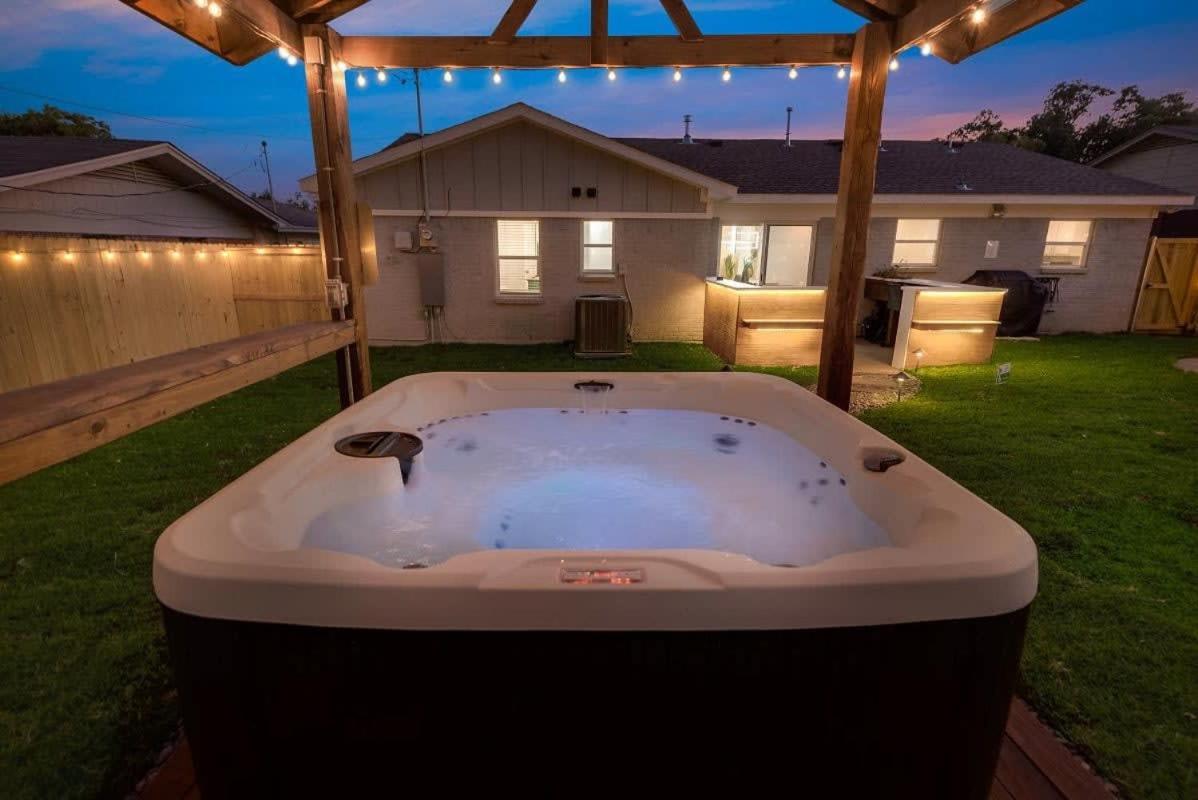 Luxury W Hot Tub Near At&t Stadium Holiday home