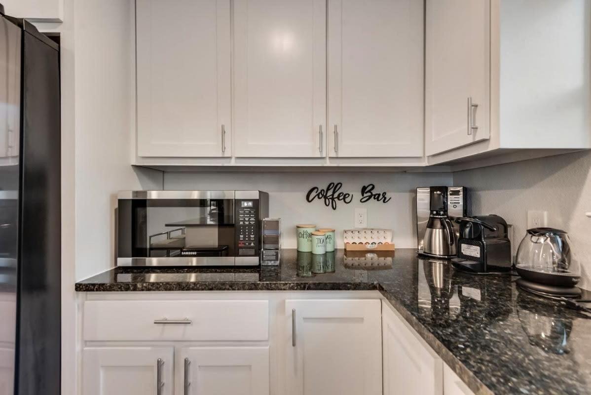 Holiday home Luxury W Hot Tub Near At&t Stadium Arlington