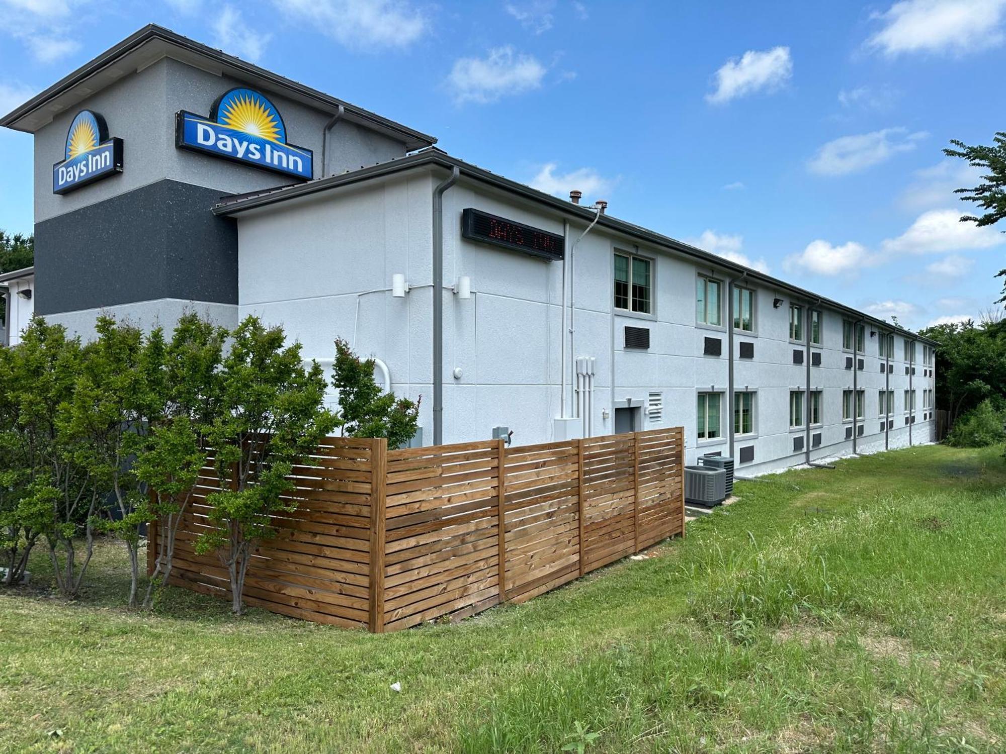Days By Wyndham Hotel 2*